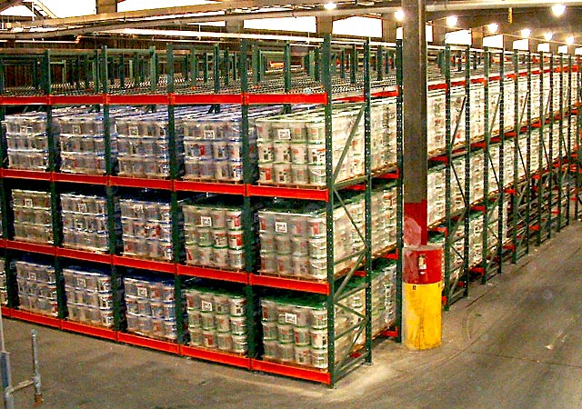 Pallet Flow Rack showing its warehouse storage configuration